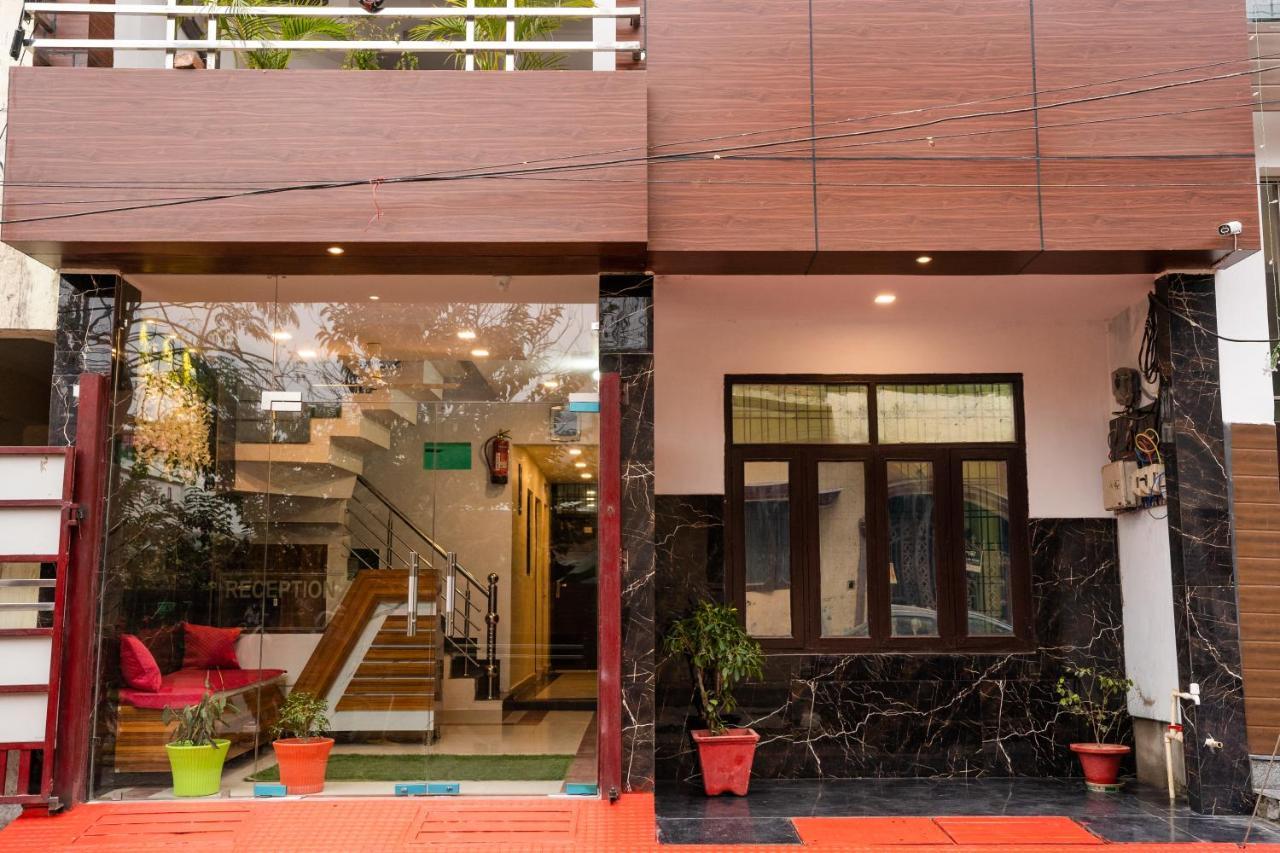 Ventex Inn Лакхнау Экстерьер фото